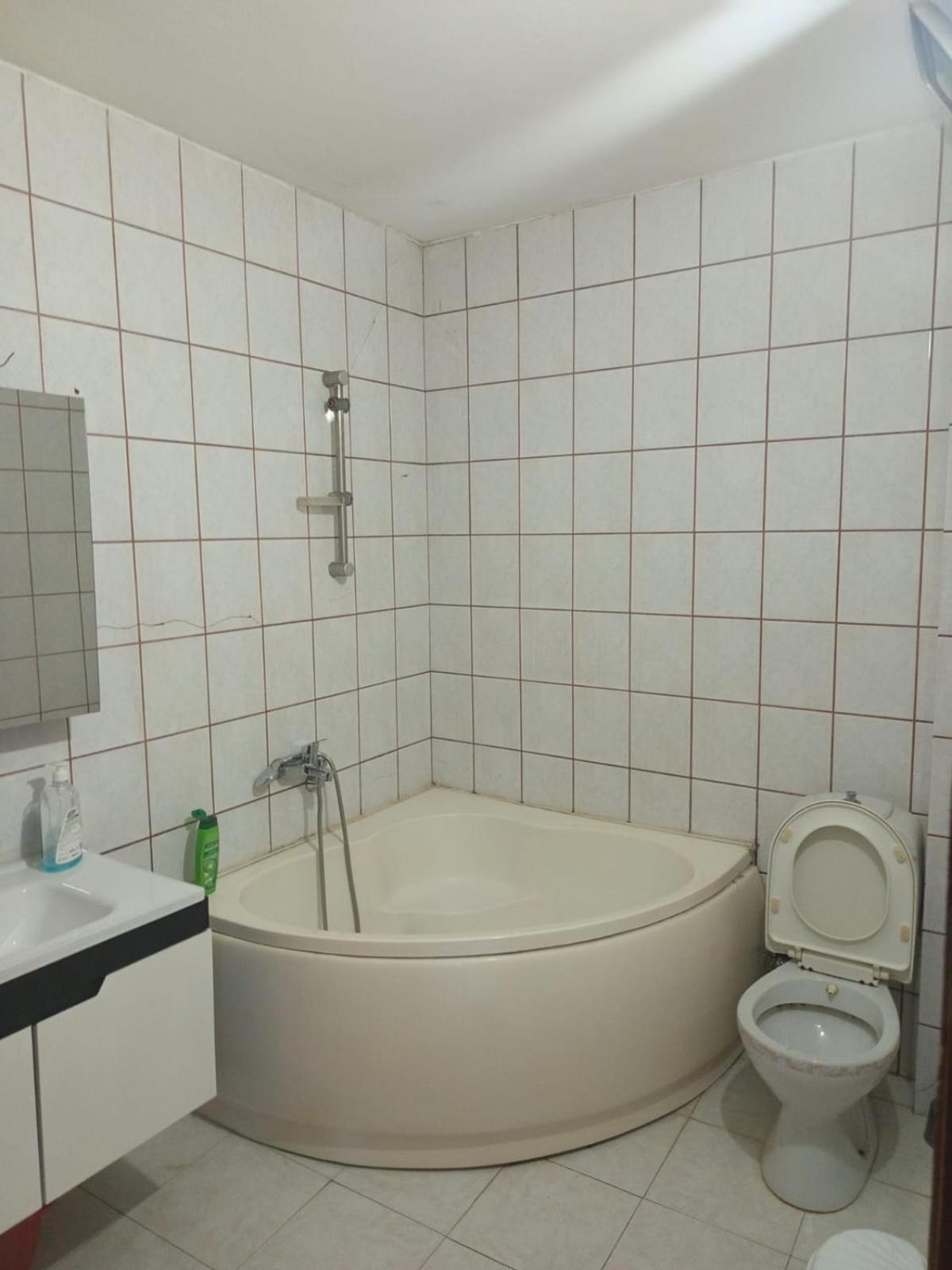 RoomPrishtine Bagian luar foto
